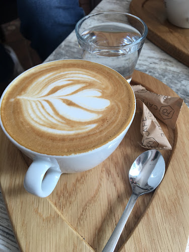 Opinii despre F6 CAFE în Zlatá Baňa - Gastronómia a pohostinstvo