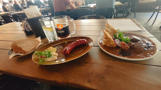 Mickiewiczova 2242/1, 811 07 Bratislava