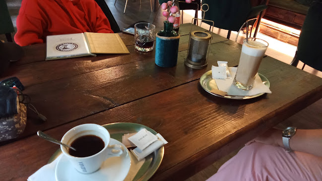 Mačacia Kaviareň Banská Bystrica