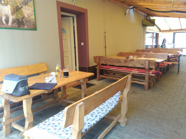 Opinii despre Luna în Kopčany - Gastronómia a pohostinstvo