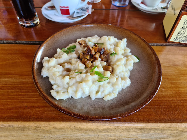 Motel Tribeč - Reštaurácia, predajňa syrov a vín