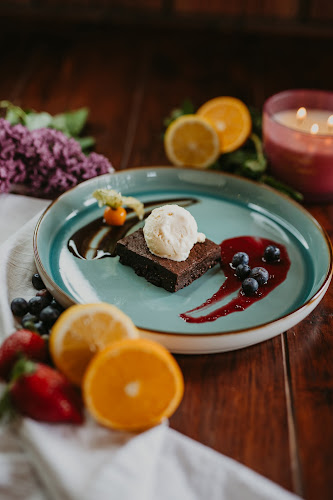 Kurtaserská 1155/121, 932 01 Veľký Meder