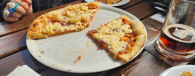 U KRIVÉHO POTOKA, hostinec