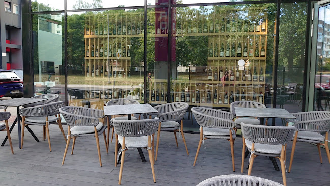 Wine Bar & Tapas by Provino - Gastronómia a pohostinstvo