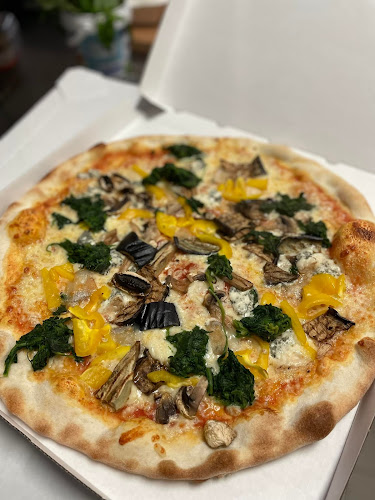 Opinii despre Reštaurácia Marína - rozvoz pizza, terasa în Dolný Kubín - Gastronómia a pohostinstvo