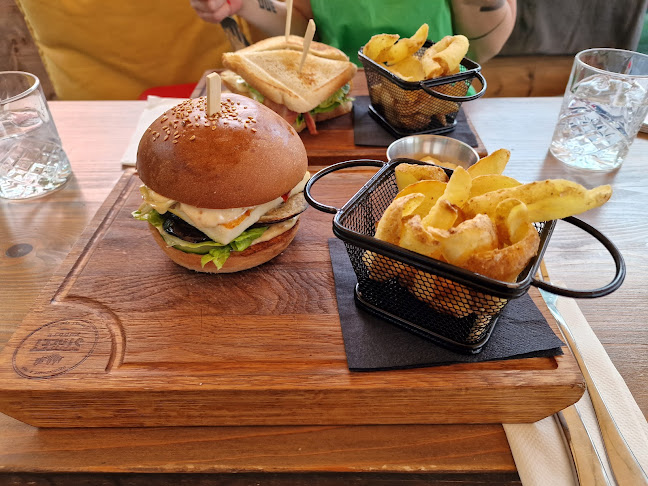 Comentarii opinii despre STREET FOODIE Banská Bystrica