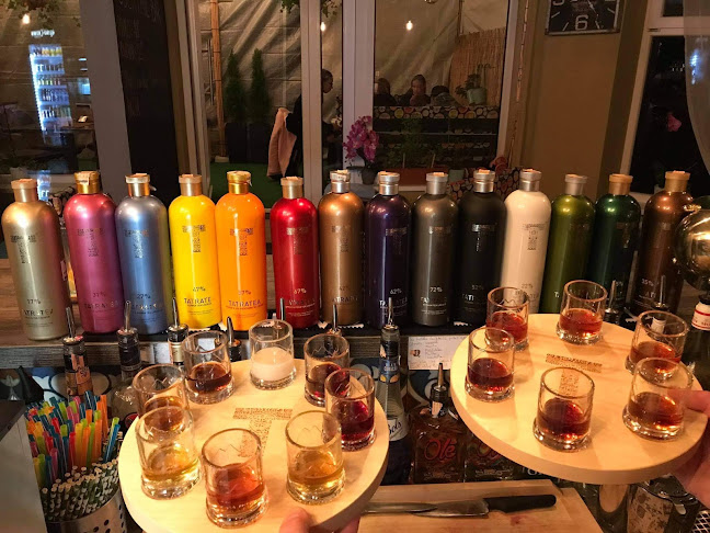 Opinii despre Upside Down Cocktail Bar în Považská Bystrica - Gastronómia a pohostinstvo