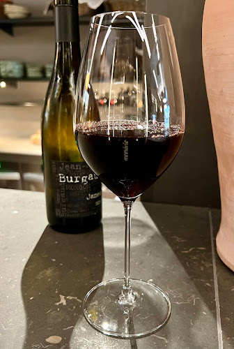 Opinii despre Kvalitné Sudové Vino în Nové Mesto - Gastronómia a pohostinstvo