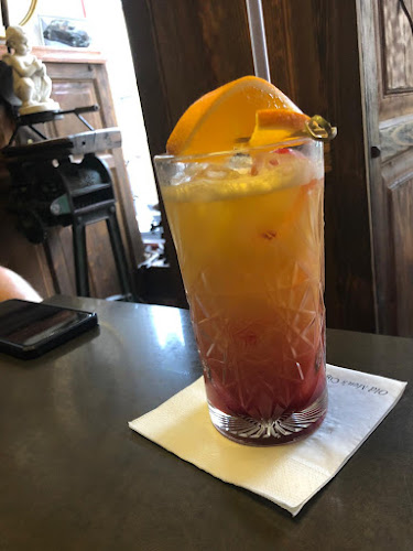 Opinii despre Old Men's Cigar Club în Banská Štiavnica - Gastronómia a pohostinstvo