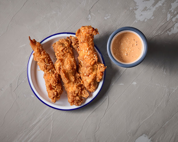 Comentarii opinii despre NhàBè Martin