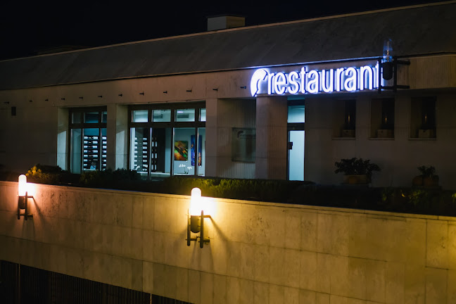 Námestie Alexandra Dubčeka 1, 811 01 Staré Mesto