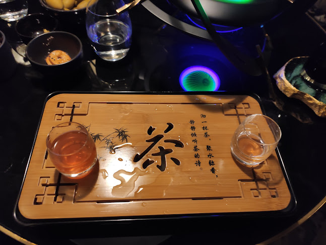 Comentarii opinii despre Mirror Bar