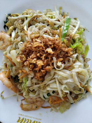 Anan Bistro & Grocery Store - Gastronómia a pohostinstvo