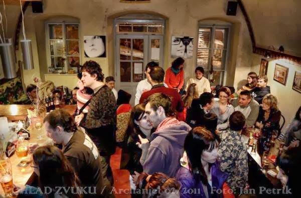 Opinii despre ARCHANJEL caffe bar în Banská Štiavnica - Gastronómia a pohostinstvo