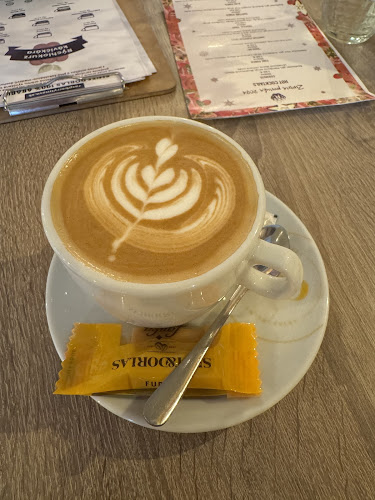 Raspberry Café & Drinks