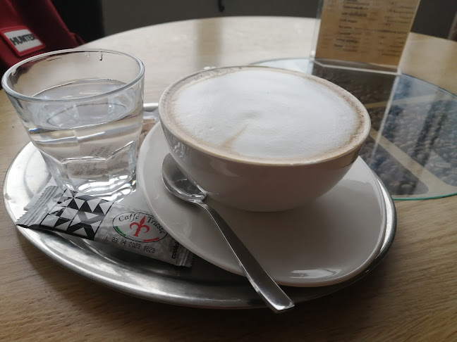 Comentarii opinii despre Caffe Trieste