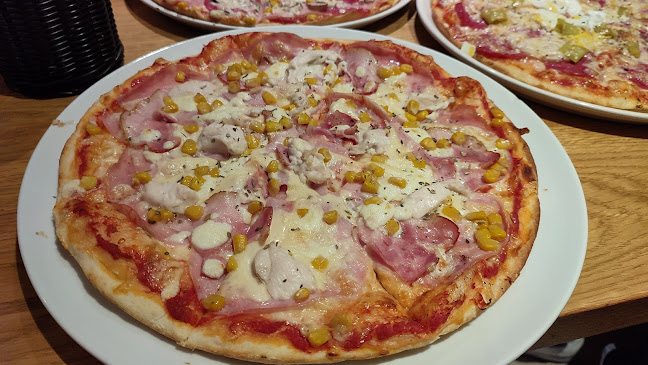 Opinii despre ZOREA restaurant&bar în Kežmarok - Gastronómia a pohostinstvo