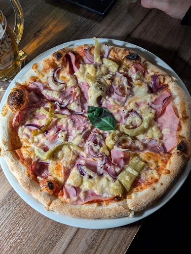 Opinii despre STARÁ POŠTA Restaurant - Cafe bar în Vysoké Tatry - Gastronómia a pohostinstvo