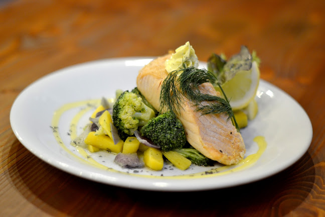 Leone Pub&Reštaurácia - Gastronómia a pohostinstvo