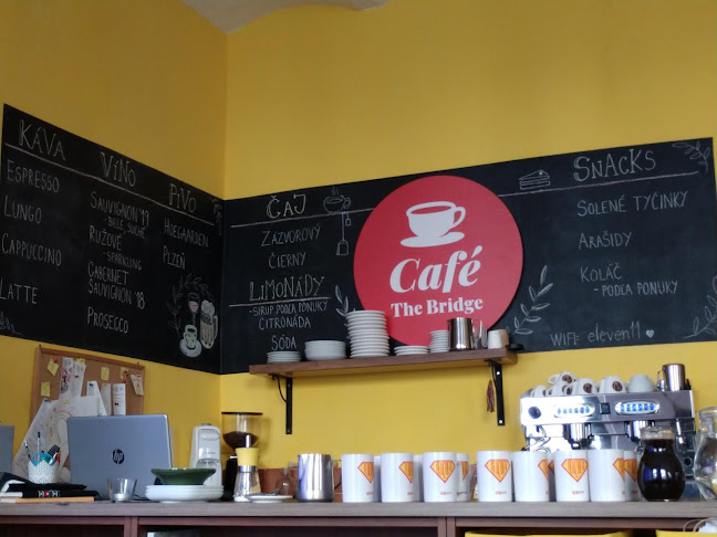 The Bridge Café - kaviareň Bratislava