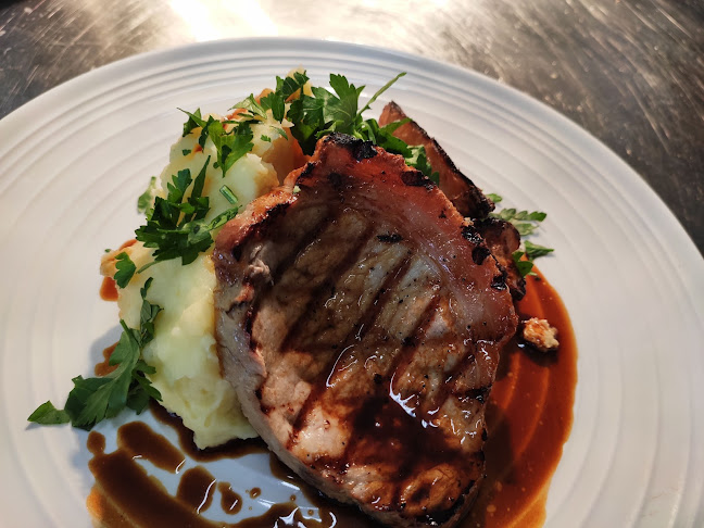 Comentarii opinii despre Čierny kameň - craft beer restaurant