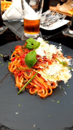 Ristorante Modena - Gastronómia a pohostinstvo