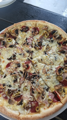 Opinii despre Poľovný dom în Jelšava - Gastronómia a pohostinstvo