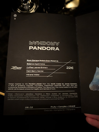 Opinii despre Mirror Bar în Bratislava - Gastronómia a pohostinstvo