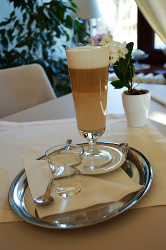 Kaviareň pod Vežami - Gastronómia a pohostinstvo