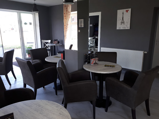 Kaviareň Fialka - Gastronómia a pohostinstvo