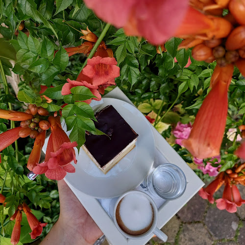 Opinii despre Sladká Záhrada în Čunovo - Gastronómia a pohostinstvo