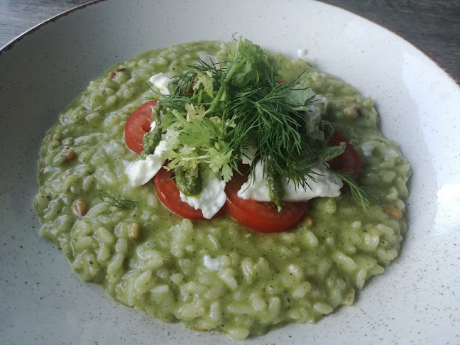 Comentarii opinii despre Savage Bistro Bar & Restaurant