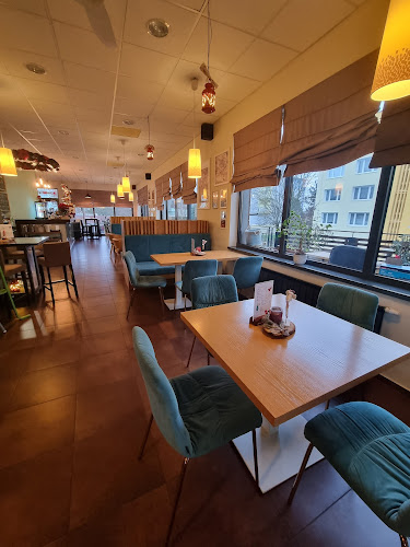 Opinii despre Pizzeria & Caffé bar în Poltár - Gastronómia a pohostinstvo