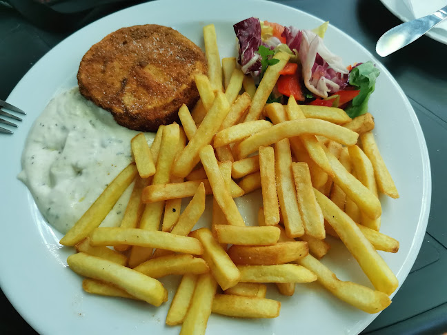 Restaurant Fred, Freddie - Gastronómia a pohostinstvo