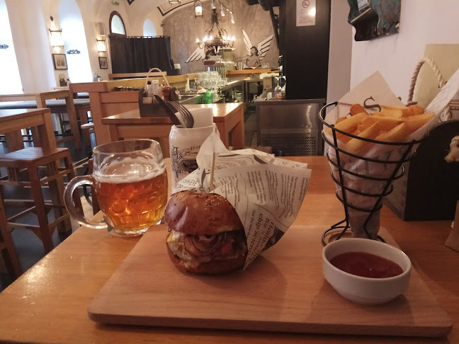 Beer Palace Restaurant & Pub - Gastronómia a pohostinstvo