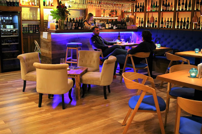 Opinii despre Wine Not în Bratislava - Gastronómia a pohostinstvo