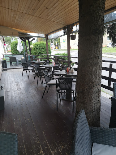 Opinii despre RIVERI Caffe & Bar în Banská Bystrica - Gastronómia a pohostinstvo