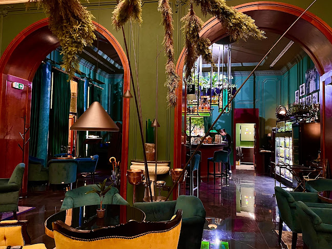 Comentarii opinii despre Mirror Bar