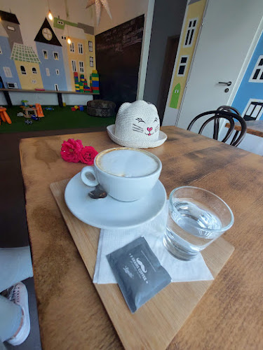 Rustaveliho III10225, 831 06 Bratislava