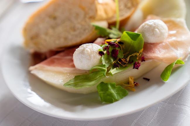 Opinii despre Volcano restaurant în Ivanka pri Nitre - Gastronómia a pohostinstvo