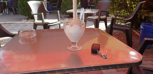 Záhradná Zmrzlina - Gastronómia a pohostinstvo