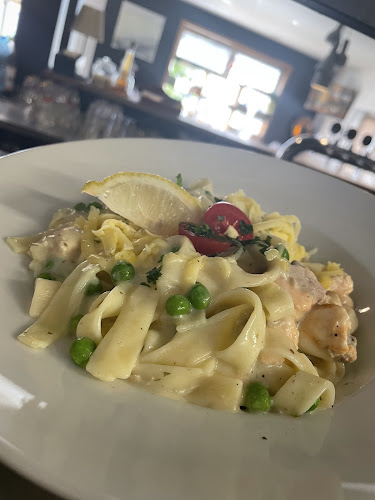 LOKAL VERMEX Beer Restaurant & Pizza - Gastronómia a pohostinstvo