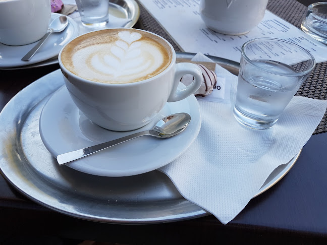 Comentarii opinii despre Fontaine dOr Caffe