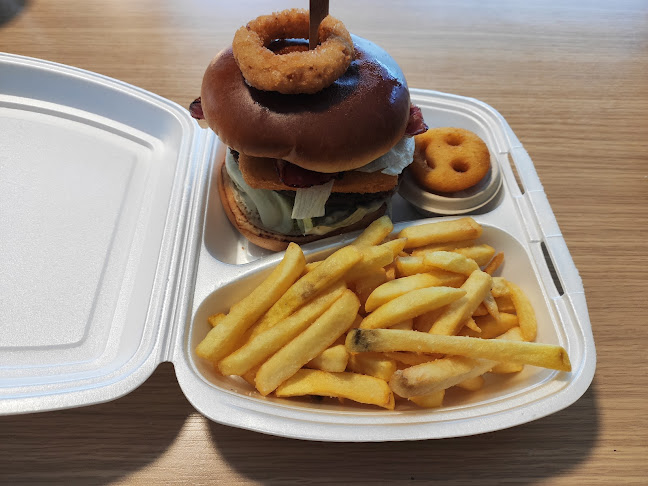 Opinii despre Streetfood M+M în Vráble - Gastronómia a pohostinstvo