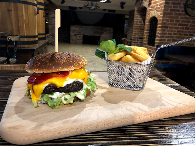 Comentarii opinii despre Jeans Pub Námestovo