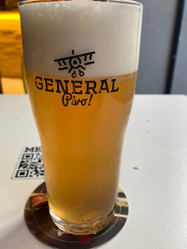 Opinii despre Street Food & Cafe Possonium în Bratislava - Gastronómia a pohostinstvo