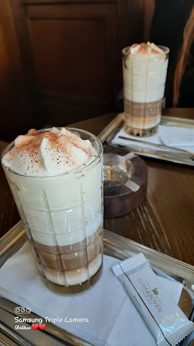 Opinii despre Kaviareň Budapest în Dunajská Streda - Gastronómia a pohostinstvo