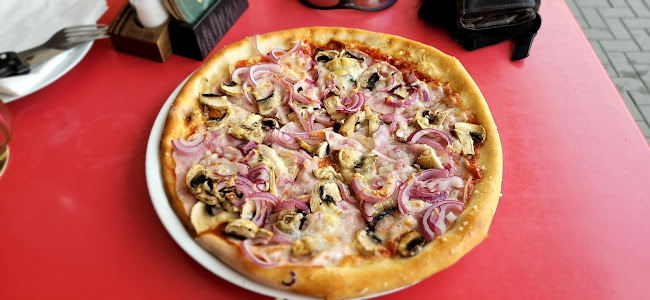 Opinii despre Kráľovský dvor în Bratislava - Gastronómia a pohostinstvo