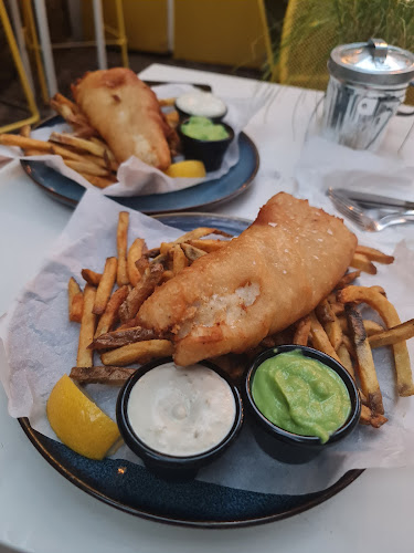 Comentarii opinii despre Street Food & Cafe Possonium