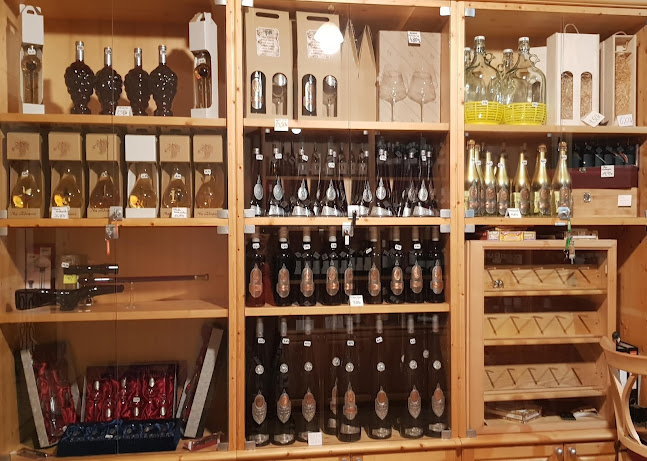 Vinotéka Sereď - Gastronómia a pohostinstvo